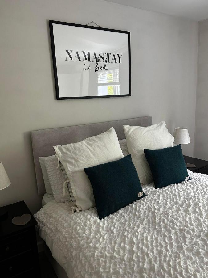 Entire Modern Apartment In Oban With Balcony ภายนอก รูปภาพ
